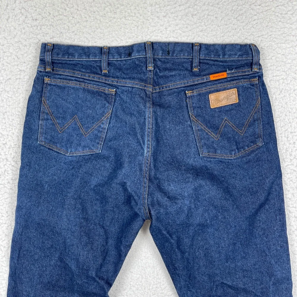 Wrangler FR Jeans Mens 40x34 Blue Flame Resistant Cowboy Cut Workwear 13MWZ